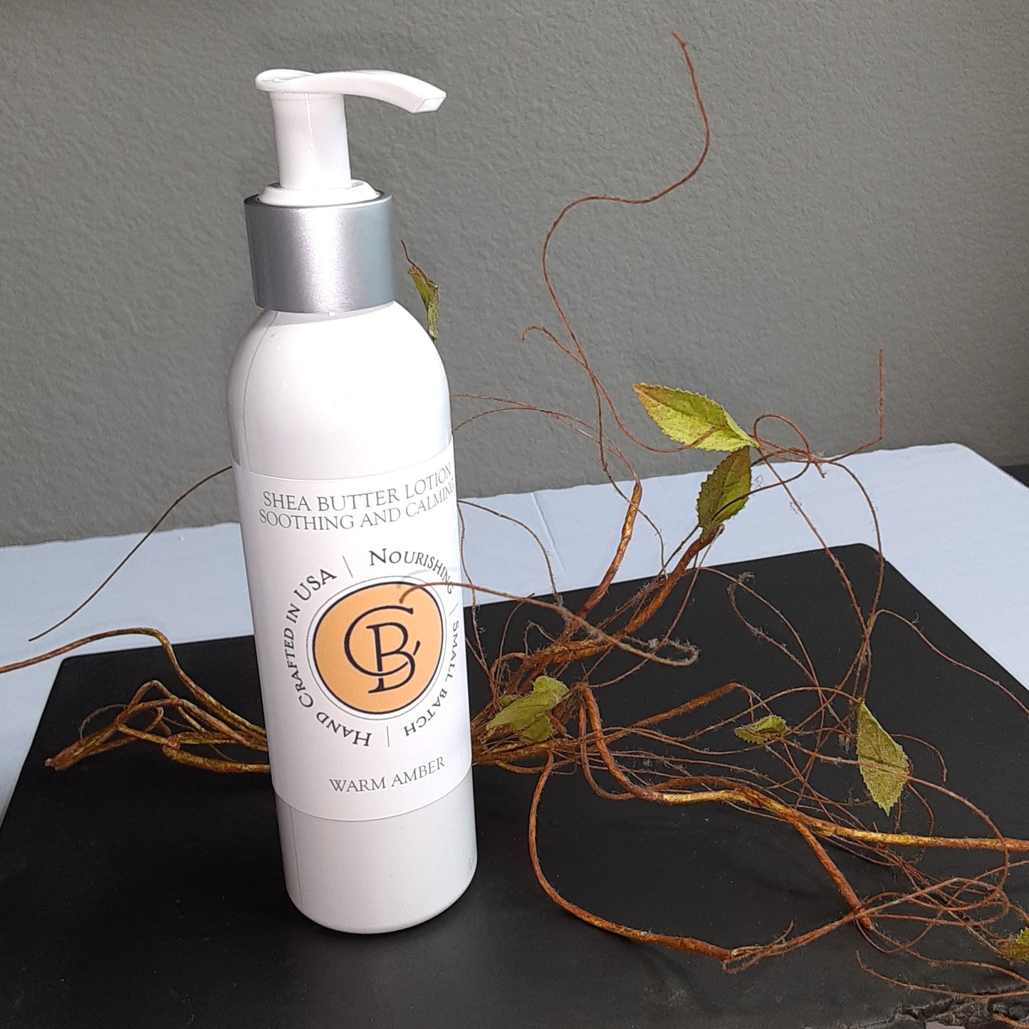 Body Lotion with Shea Butter - Warm Amber Fragrance